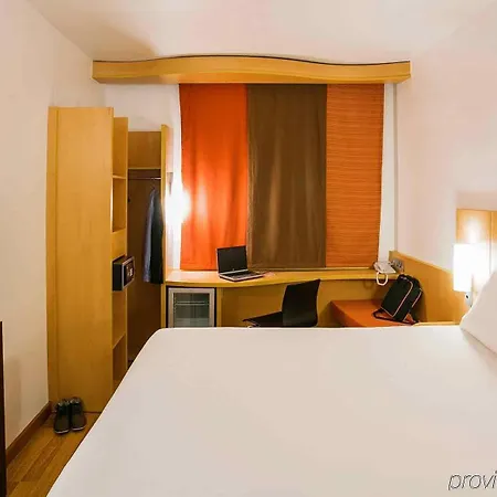 Ibis Lagos Ikeja Exterior photo